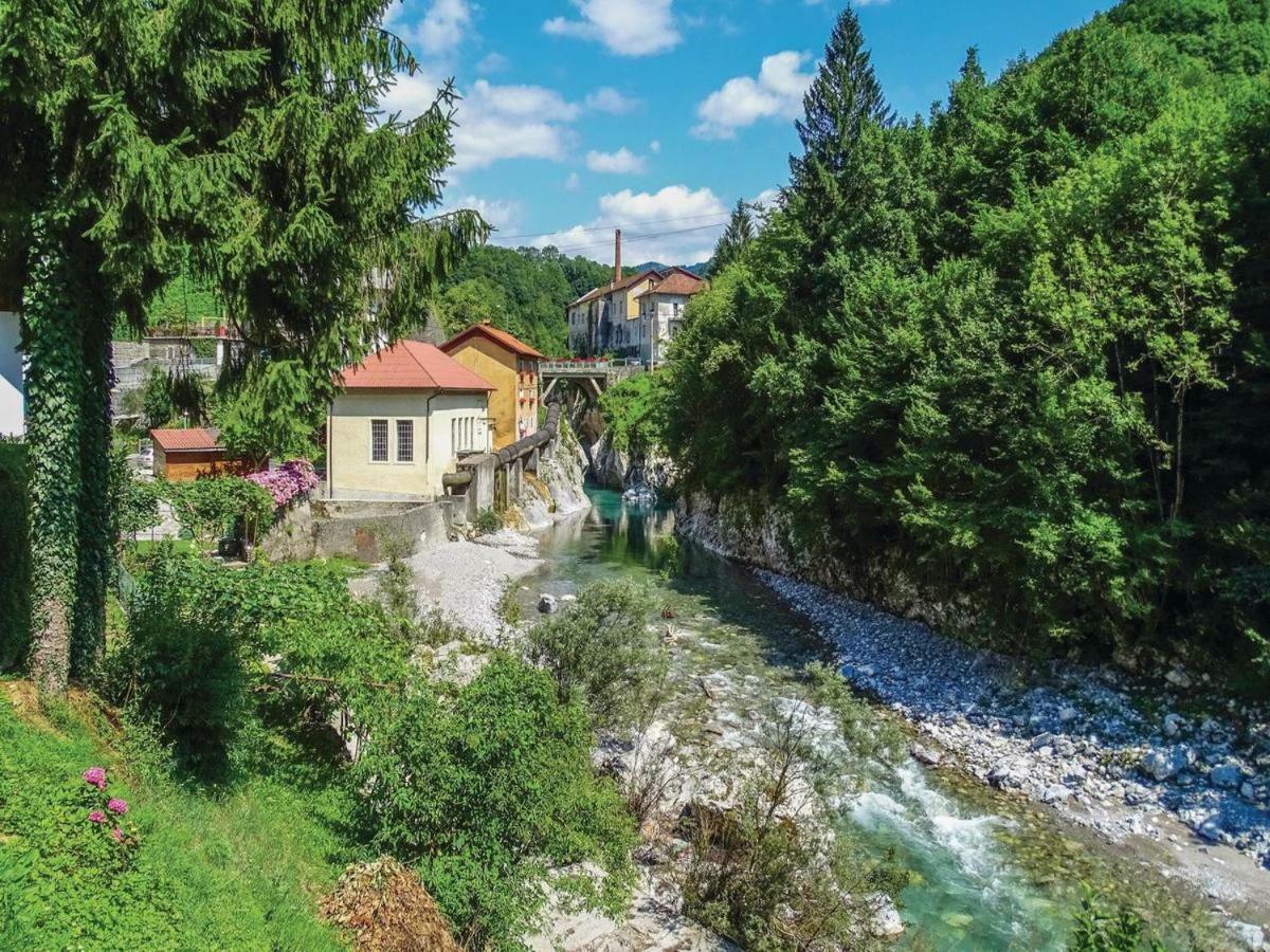 Pocitniska Hisa Pri Kustrcu Διαμέρισμα Grahovo ob Baci Εξωτερικό φωτογραφία